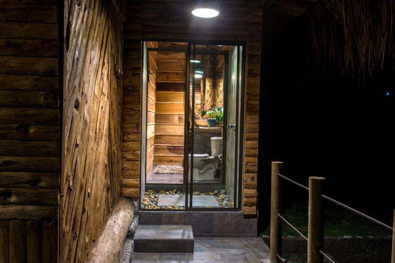 Hostal La Laguna Villamaría Extérieur photo